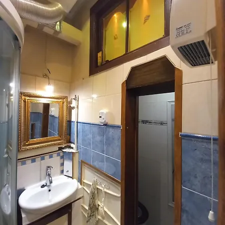 Apartment Warm Comfy